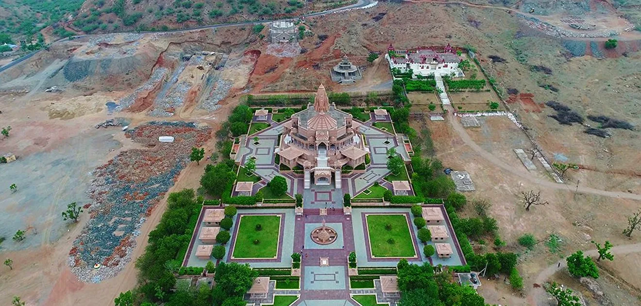  Nareli Jain Temple