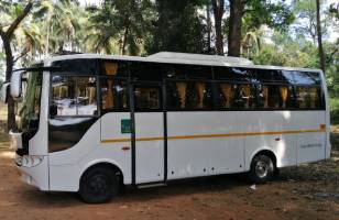 mini coach rental Jaipur