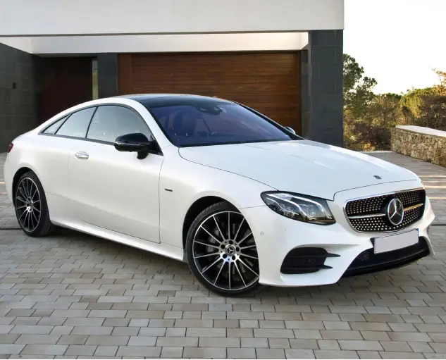 Mercedes E-Class chauffeur-driven car rental in Jaipur