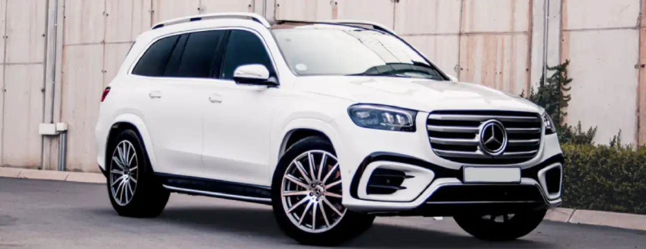 Mercedes GLS car rental in Jaipur
